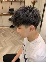 エル(EL by green)&nbsp;【YUKI】ショートレイヤー×ツーブロック×刈り上げ