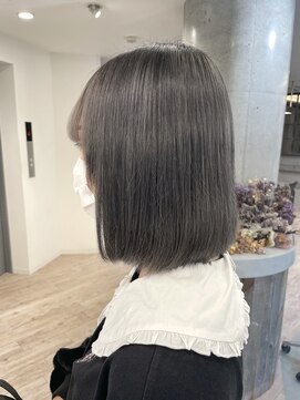 ルーブ トウキョウ(Loob. TOKYO) アイスグレージュ【池袋.髪質改善.インナーカラーケアブリーチ】