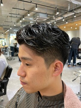 クオル 立川(QOL) ニュアンスパーマビジネスショートツーブロック刈り上げマッシュ