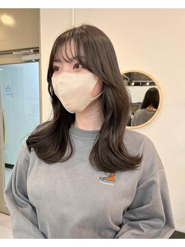 シーン(SCEN) 韓国　レイヤーロング　グレージュカラー