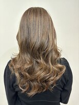 ヘアープロデュース ラピセット 松山(Lapset)&nbsp;20代30代40代ハイライト外国人風カラープラチナアッシュ