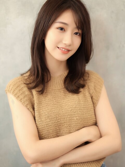 20代30代大人かわいいモカベージュナチュラルロブヘアー美肌