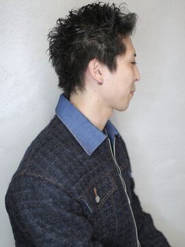 バース(BIRTH) 天神【BIRTH】20代30代アッシュブラック×スパイキーショート