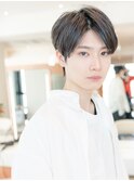 かきあげバングアッシュブラックウルフ短髪モテ髪