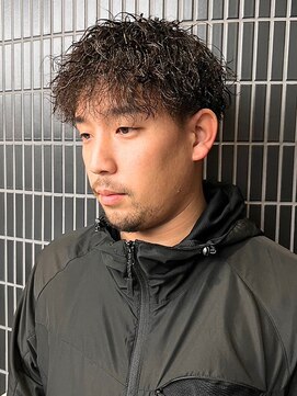 ソレイユ バイ アルフレッド(SOLEIL by alfRed) ツーブロック　刈り上げ　マッシュ　強めツイストパーマ　黒髪