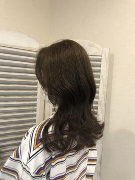 クララ ジョウシン(CLALA Joshin) くびれレイヤードカット