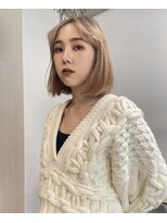 プーネ(puune) 切りっぱなしボブ/ミルクティーベージュ／顔まわりカット