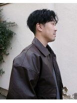 ヒントステーション フォーメンズ(HINTSTATION for Men's) 〈浅草 半個室〉 センターパート/スパイラルパーマ