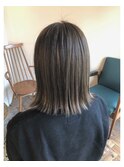 切りっぱなしボブ×ハイライト