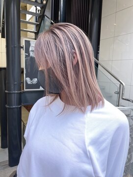 ジゼル(gisele) （小山）淡いピンク