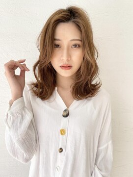 オーロ 西大寺店(ORO) 外ハネエアリーミディ