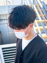 ウェイビーエフティフィフス 横浜西口(WAVEY ft.fifth)&nbsp;ツーブロック波巻きパーマ波巻きスパイラルパーマメンズマッシュ