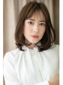 美髪プラチナカラーくせ毛風抜け感カールこなれミディX大宮