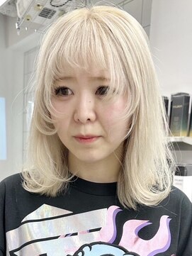 ウィコ 新宿(WICO) [新宿駅/フェミニン/モード/ダークアッシュ]