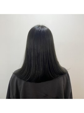 ヘアーアンドメイクアップモパ ストレート