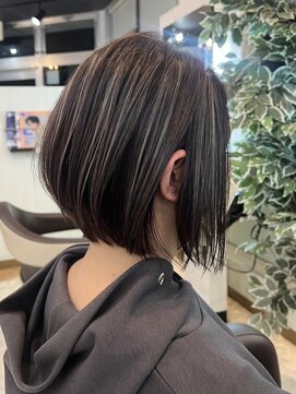 ヘアーアンドビューティーガーデン(HAIR AND BEAUTY GARDEN) 大人ショートボブ切りっぱなしボブミルクティーベージュカラー