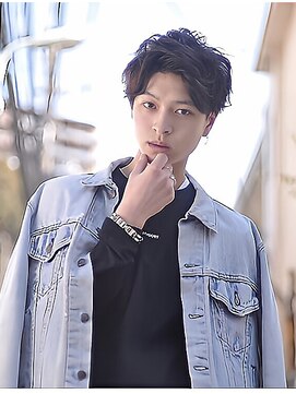 ピエス201(piece201) スーツ似合う！ツーブロック×黒髪パーマ《中目黒1分/piece201》