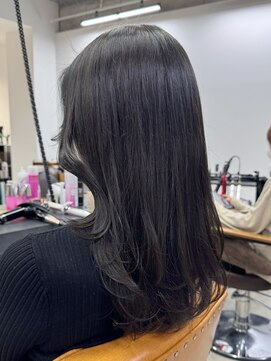 ソピ バイ インビテーション(sopi by invitation) オリーブグレージュ オリーブ レイヤーカット 透明感カラー!