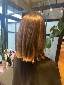 ナンバー 秋田店(N°) ミディアムレイヤー