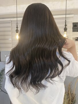 プルメリアドット(Plumeria.) グレージュ