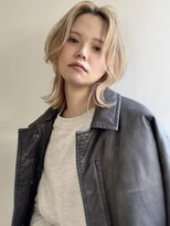 エル セルカ 高田馬場(el CERCA) ホワイトブロンド×センターパートウルフスタイル