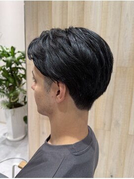 ティエナビューティー(TIENA BEAUTY) ビジネスショート/メンズカット/眉毛/韓国