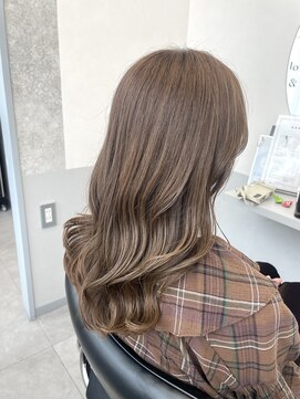 トッカ 茨木(tocca) 大人のためのグレイベージュ×【脱白髪染めハイライト】