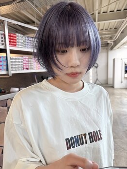 【小顔を叶える】計算されたレイヤーカットやウルフカットなどの顔周りの似合わせカットで骨格補正♪[千葉]