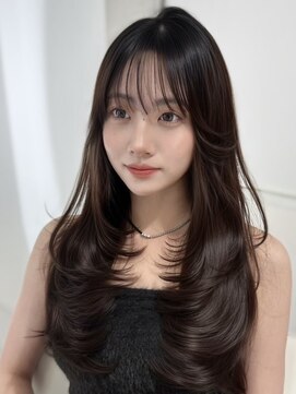 ヨロ 上野(YOLO) ハイライトカラーミルクティーベージュレイヤーカット