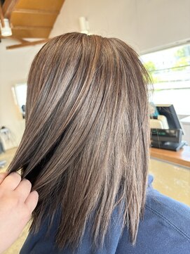 イフプロデュースドバイアミカ(iF produced by Amica) ハイトーンミディアム