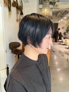 メグリ(meguri) ネイビーカラー ダブルカラー ブリーチ