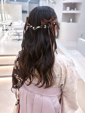 ヴィサージュアクト(VISAGE a.c.t) 飾りで雰囲気変わるハーフツイン♪