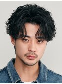 原宿フェザーパーマセンターパートカットビジネスヘア刈り上げ