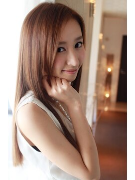 ナトゥーラ 御器所店(Natura) ☆大人綺麗ツヤツヤストレート☆