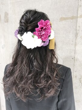 アヴァンスクロス あべのルシアス店(AVANCE.CROSS) 袴に似合うハーフアップスタイル