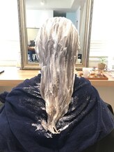 ヘアカラー後の残留ダメージを軽減