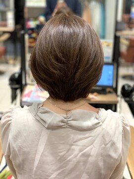 クアトログランシュ ひたちなか店(QUATRO×GranCieux) 爽やかショートブラウン