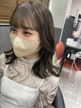ヘアリゾートユア 新大久保店(hair resort YuA) アッシュベージュ