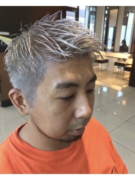 メルシー 福岡天神店(Merci) ホワイトシルバー