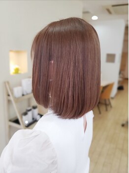 リノ(Lino)の写真/【髪質改善】経験豊富な知識と技術をもつスタイリストが、髪のお悩みに寄り添い最適スタイルをご提案！