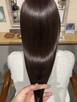 アンビエンテ(ambiente)の写真/エリア希少の特殊技術［超高濃度水素ケア］で髪を修復し美髪へ★繰り返すダメージも艶サラの指通りに♪