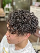 ルームガーデン 小田急相模原(RoomGarden)&nbsp;波巻きツイストスパイラル/刈り上げセンターパート/メンズ