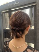 シニヨンヘアアレンジ