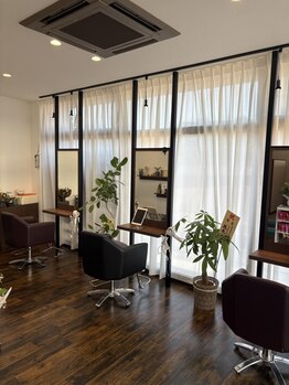 チッカルーチェ 旭町店(Chicka luce)の写真/心地よいウッド調の個室で、上質なリラックスタイムを堪能しませんか？心も体もリフレッシュ！