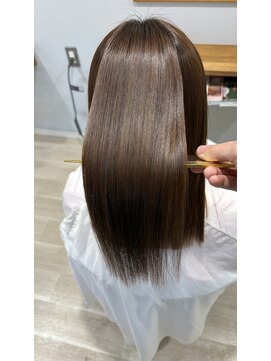 髪質改善ストレート