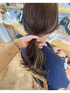 さりげなくお洒落に！長持ちのインナーカラー！12/9小顔