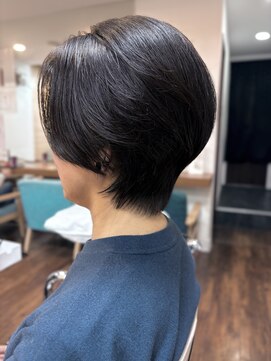 エスポワール(Espoir) くびれ、奥行き大人ショート