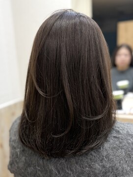 フルブルーム 東林間(fullbloom) レイヤーカットハッシュカットグレージュカラーケアカラー