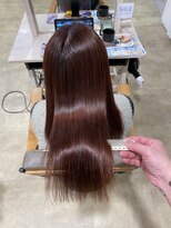 アンジュベイナハ (Ange Bay NAHA) 艶髪ストレート