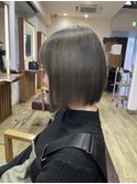 ブリーチ毛でもストレートに！トリートメントで色味も同時に補充